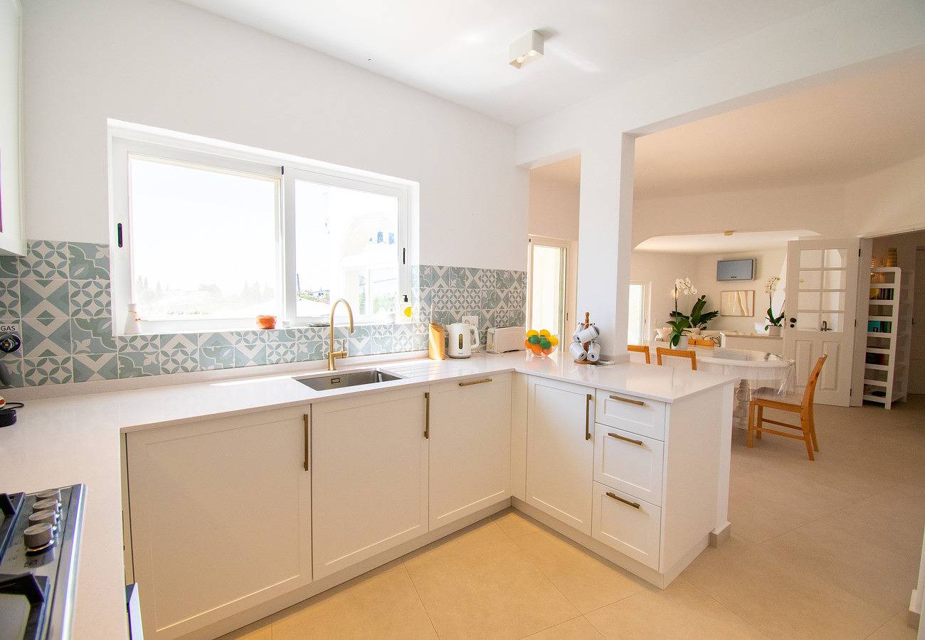 Casa Pazovida in Carvoeiro, Lagoa