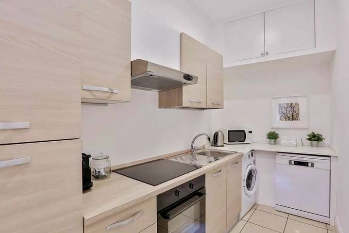 Villa pour 5 personnes, avec balcon et jardin à Milan - 4