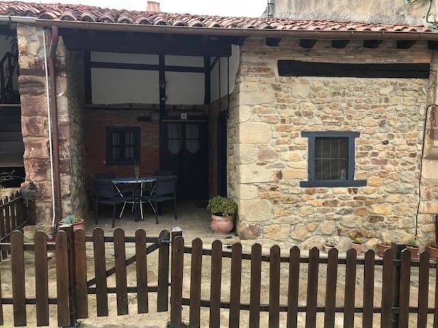 Casa de vacaciones para 6 personas, con Terraza además de Jardín y Vistas en Costa Occidental (Cantabria) - 3