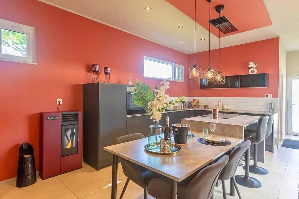 Vacation home with jacuzzi in Dalhem, Lüttich und Umgebung
