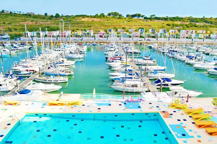 Casa rural para 6 personas, con piscina y balcón en Albufeira - 2