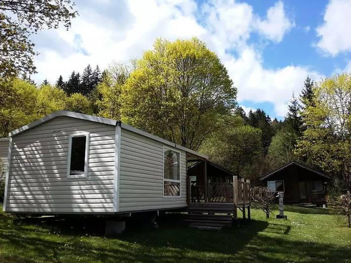 Camping für 5 Personen, mit Terrasse, mit Haustier in Französische Alpen - 3