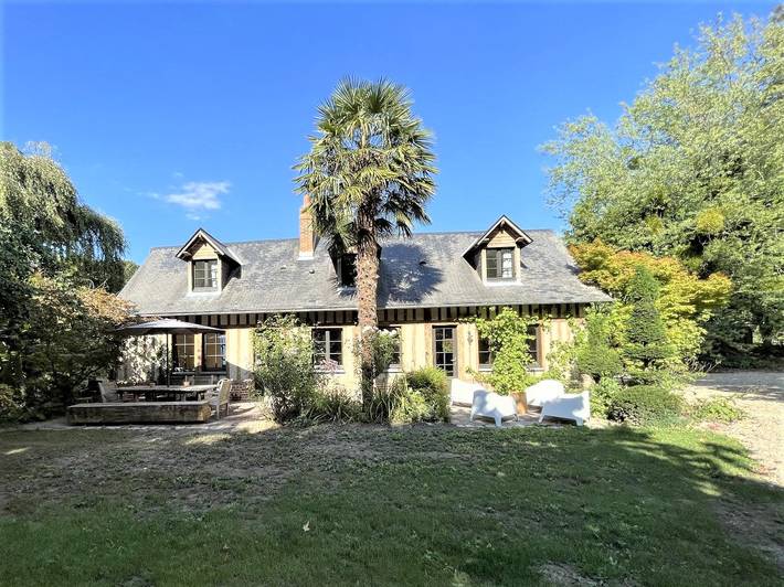 Gîte pour 10 personnes, avec Terrasse et Jardin