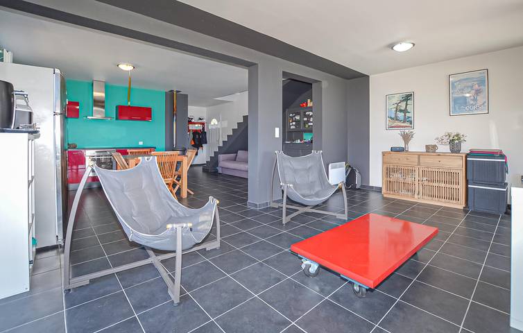 Appartement avec vue sur la mer, piscine, cuisine et parking - À 1,5 km du littoral in Appietto, Golfe de Sagone