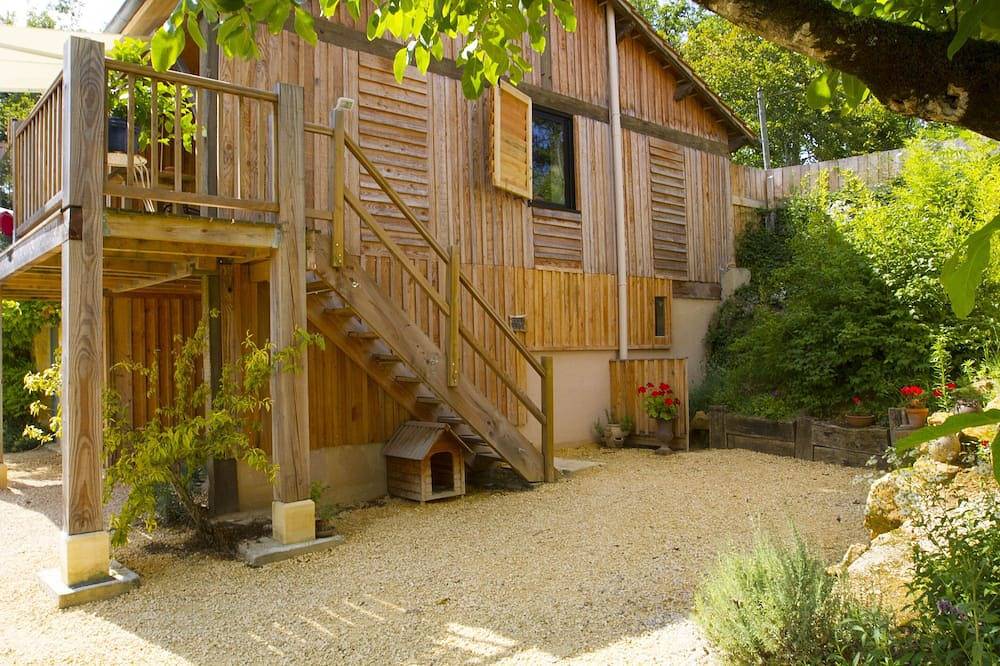 Cabaña de lujo con balcón y gran piscina in Saint-Cybranet, Périgord Noir