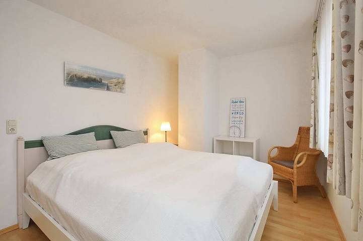 Ferienwohnung für 4 Personen, mit Balkon in Boltenhagen - 2