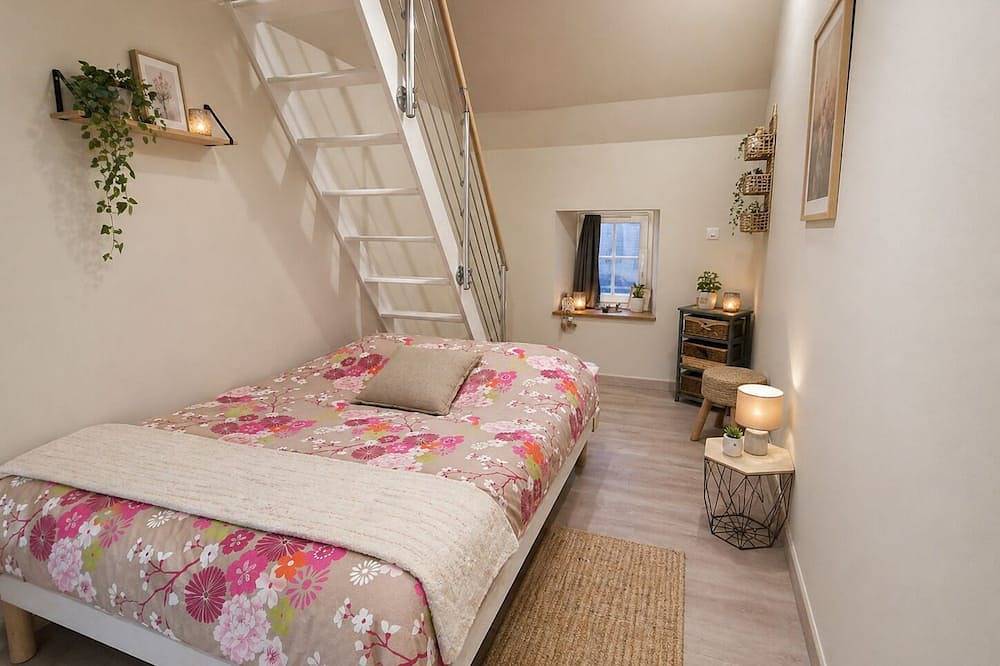 Belle maison rénovée - 3 Chambres - Mer & Campagne in Maupertus-sur-Mer, Région de Cherbourg