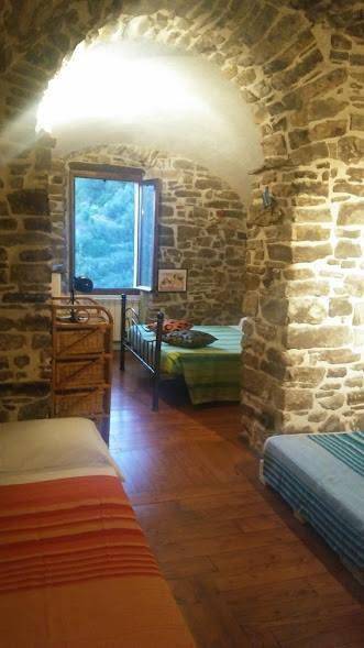 Location de vacances pour 4 personnes, avec vue et terrasse, animaux acceptés à Apricale - 3