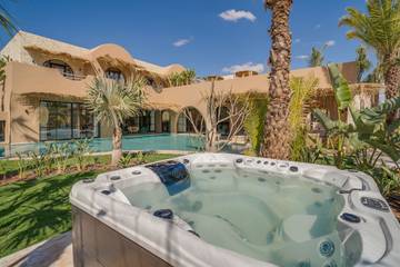 Villa pour 12 Personnes dans arrondissement d'Annakhil, Marrakech, Photo 1