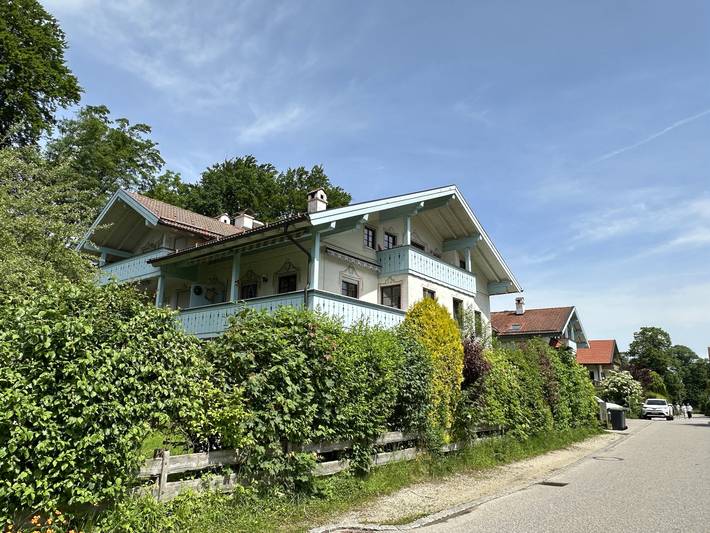 Ganze Ferienwohnung, Ferienwohnung Zellerhorn Kerscher - Ferienwohnung Zellerhorn 50 qm, separates Schlafzimmer, Süd-Balkon und Tiefgarage in Kampenwand, Aschau im Chiemgau