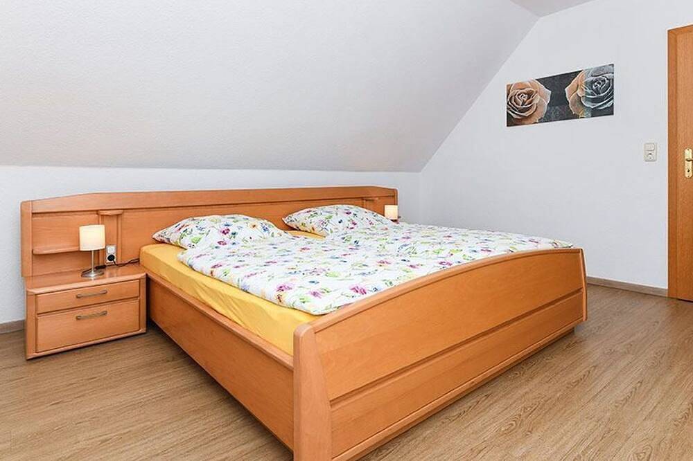 Ganze Wohnung, Ferienwohnung Zur Kuhweide in Dunum - Ferienwohnung Zur Kuhweide in Dunum, Nordseeküste