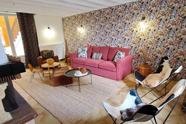 Location de vacances pour 15 personnes, avec Terrasse et Jardin à Cauroy-lès-Hermonville