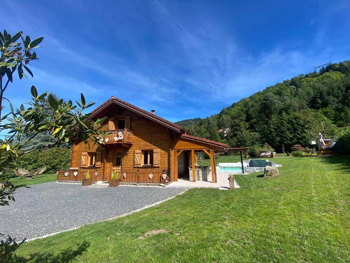 Gîte Chalet avec bain nordique et piscine 11 pers Hautes Vosges in Plainfaing, Parc naturel régional des Ballons des Vosges