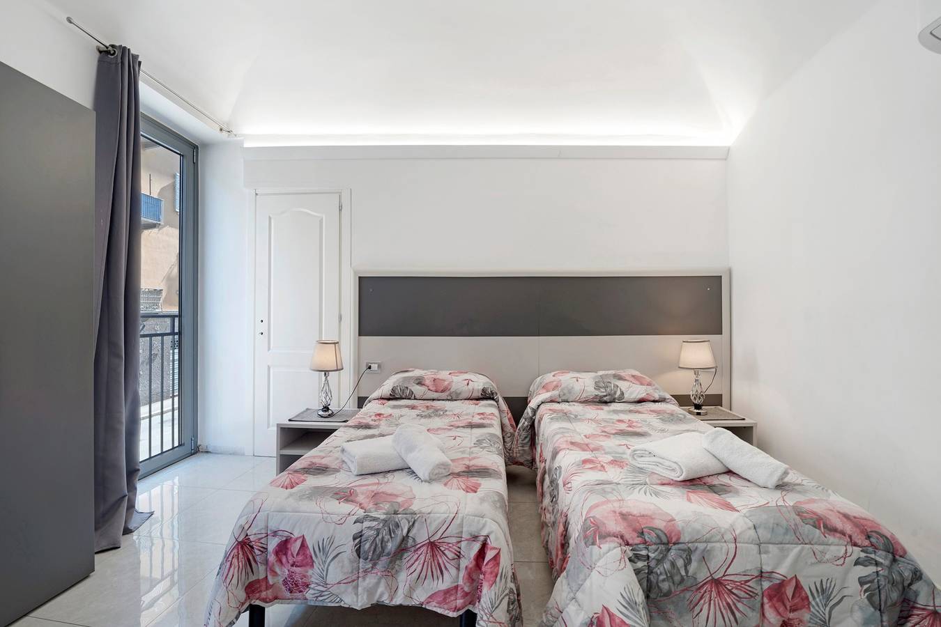 Zimmer 'Stanza 101' mit Balkon und Klimaanlage in Novara, Novara Provinz