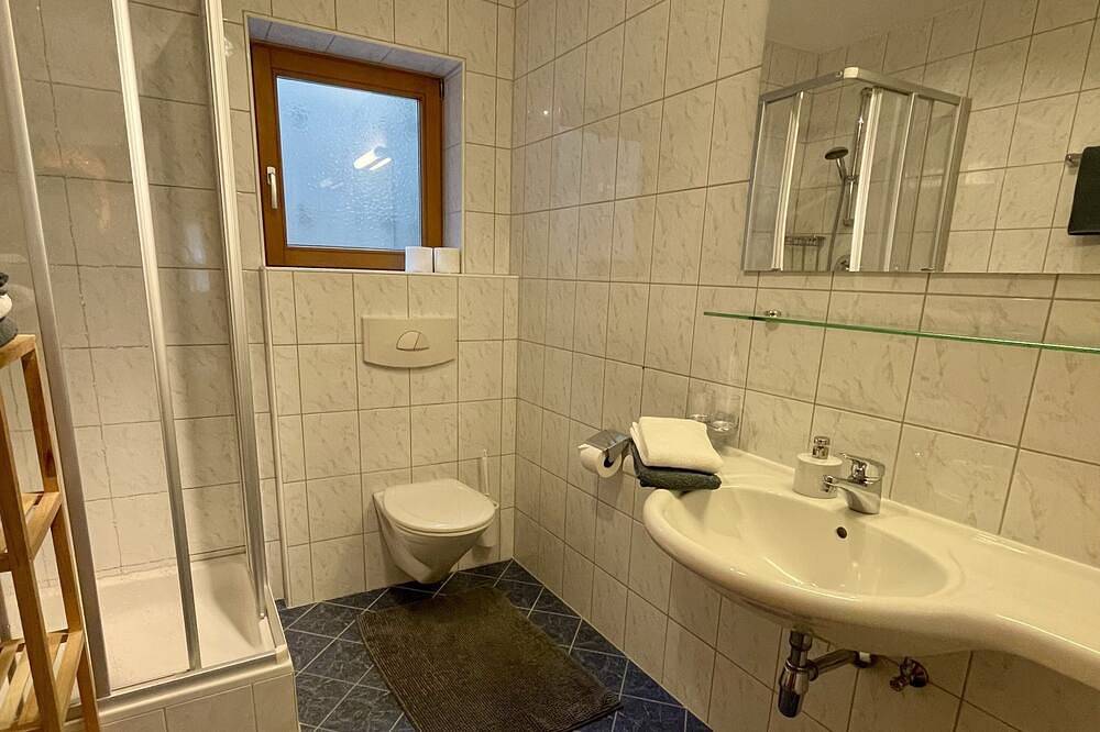 Ganze Wohnung, ´s Lois - schöne Fewo im schönen Kaunertal für 2-4 P. mit Terrasse,Balkon,Garage in Feichten, Kaunertal