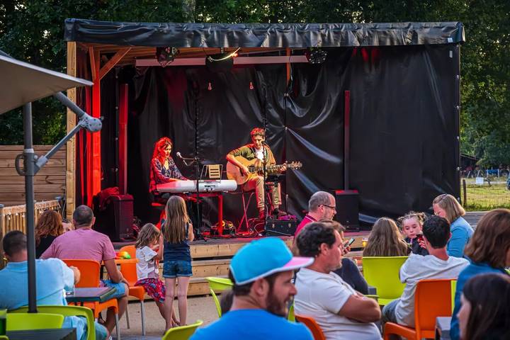 Camping pour 6 personnes, avec terrasse en Gironde - 2