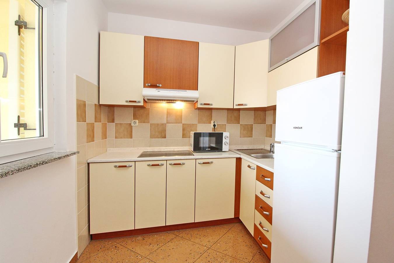 Hel lägenhet, Apartment Limun 3 - with Balcony, 350m from the Beach in Baška (olika betydelser), Krk
