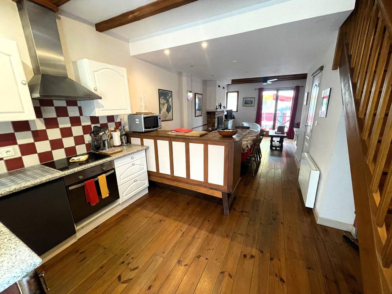 La Maison Rouge in Saint-Laurent-de-la-Salanque, Côte d'Améthyste