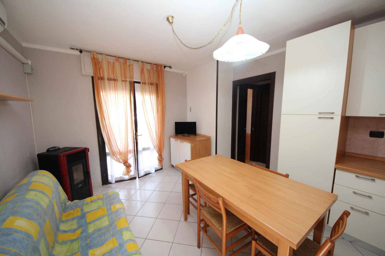 Ganze Ferienwohnung, Ferienwohnung mit Klimaanlage und Gemeinschaftsgarten  in Tizè Beach, Rosolina