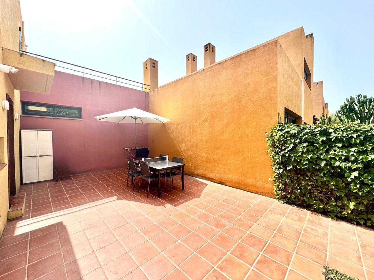Three-Bedroom House in La Móra, Tarragona
