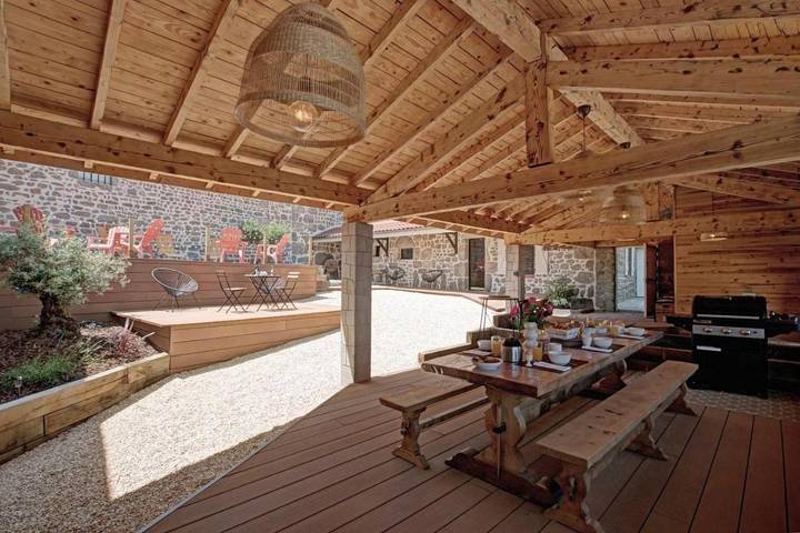 Maison de vacances pour 6 personnes, avec Jacuzzi et Terrasse ainsi que Jardin et Sauna