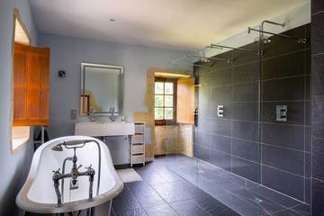 Château pour 14 Personnes dans Sainte-Florence, Région de Libourne, Photo 3