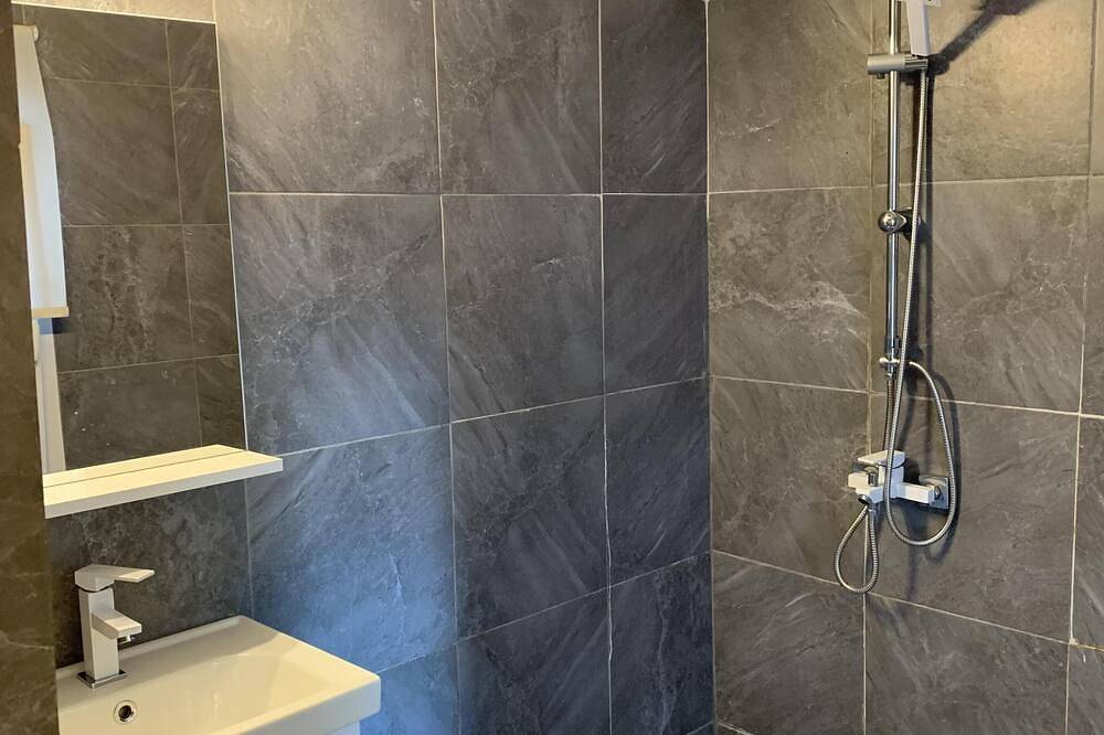Ganze Wohnung, Privater Pool, Wifi, Grillplatz, Panoramablick Bodrum Kadikalesi Garden Apartment in Bodrum, Türkische Ägäis