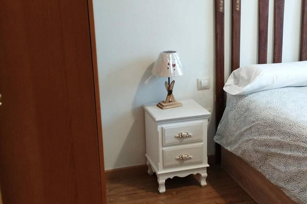 Apartamento entero, Apartamento al pie de pista con parking incluido in Candanchú, Aísa