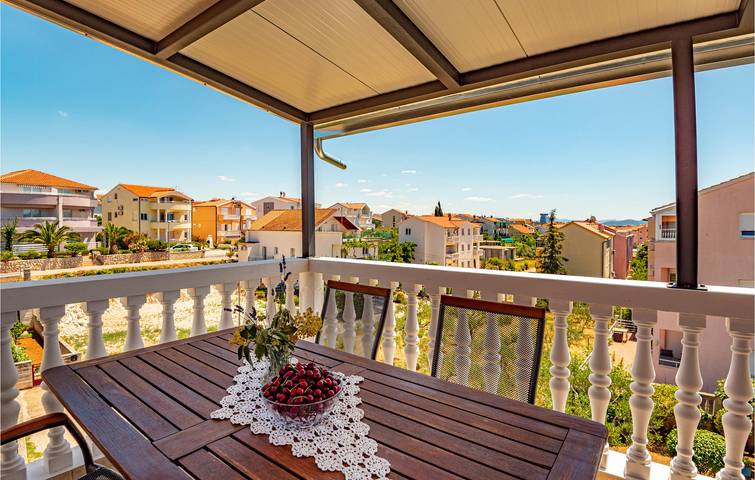 Ferienwohnung für 5 Personen, mit Terrasse in Vodice - 3