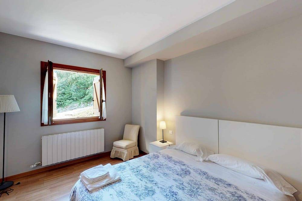 Entire apartment, Cantero 31 - tucasaenlospirineos in Escarrilla, Sallent de Gállego