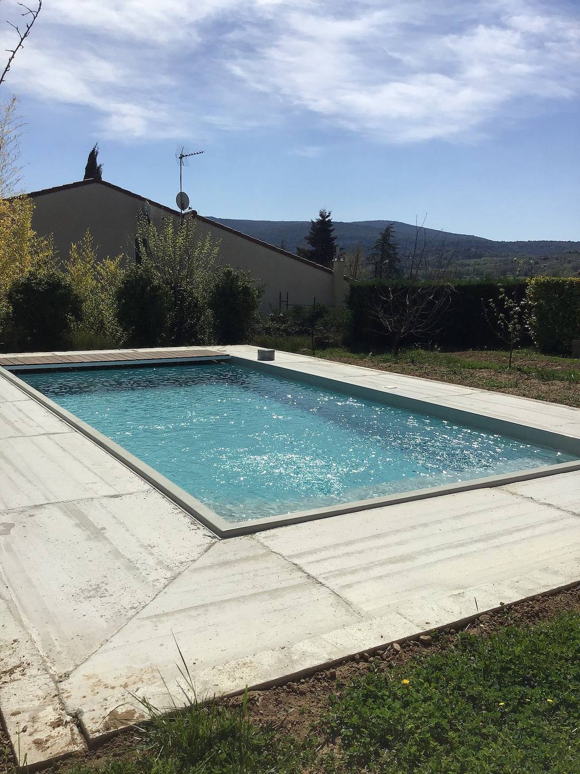 Apartamento entero, Apartamento encantador en Vallon-Pont-d'Arc, 31 m², piscina privada in Vallon-Pont-d'Arc, Ardèche