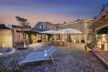 Villa in Pollença, Serra de Tramuntana für 8 