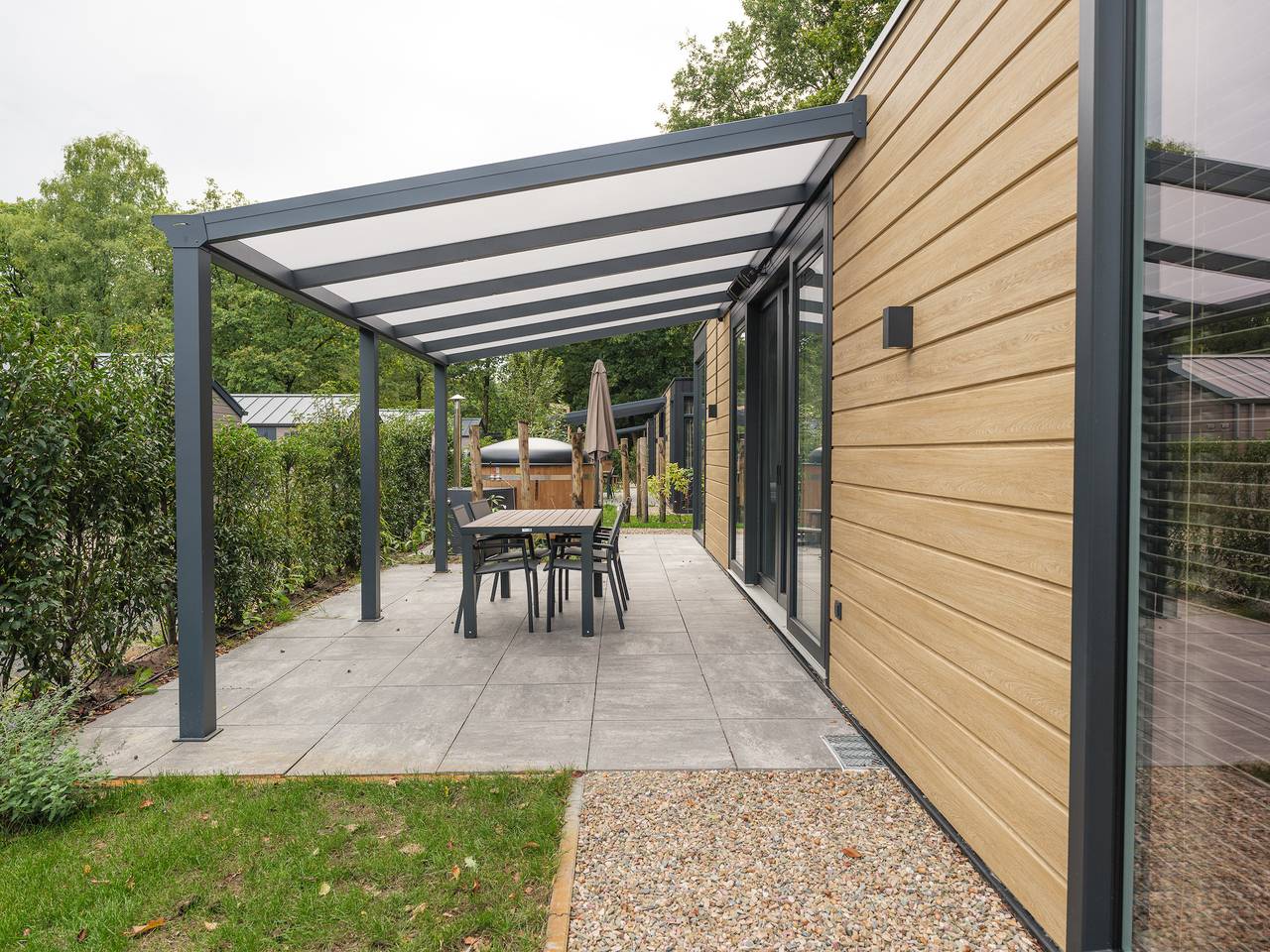 Veluwepark de Bosgraaf — Rosendael mit Hot Tub | 4 Personen in Veluwe