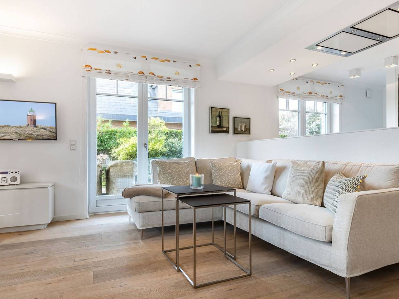 Ganze Ferienwohnung, Landhaus Berthin-Bleeg, App. 1 Inselgrün - Top Lage. Wellness. Luxuriöse Ausstattung. Und sogar 2 Terrassen. in Wenningstedt, Sylt