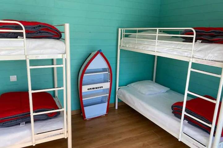 Location de vacances pour 10 personnes, avec terrasse et jardin, animaux acceptés dans Port Joinville - 4