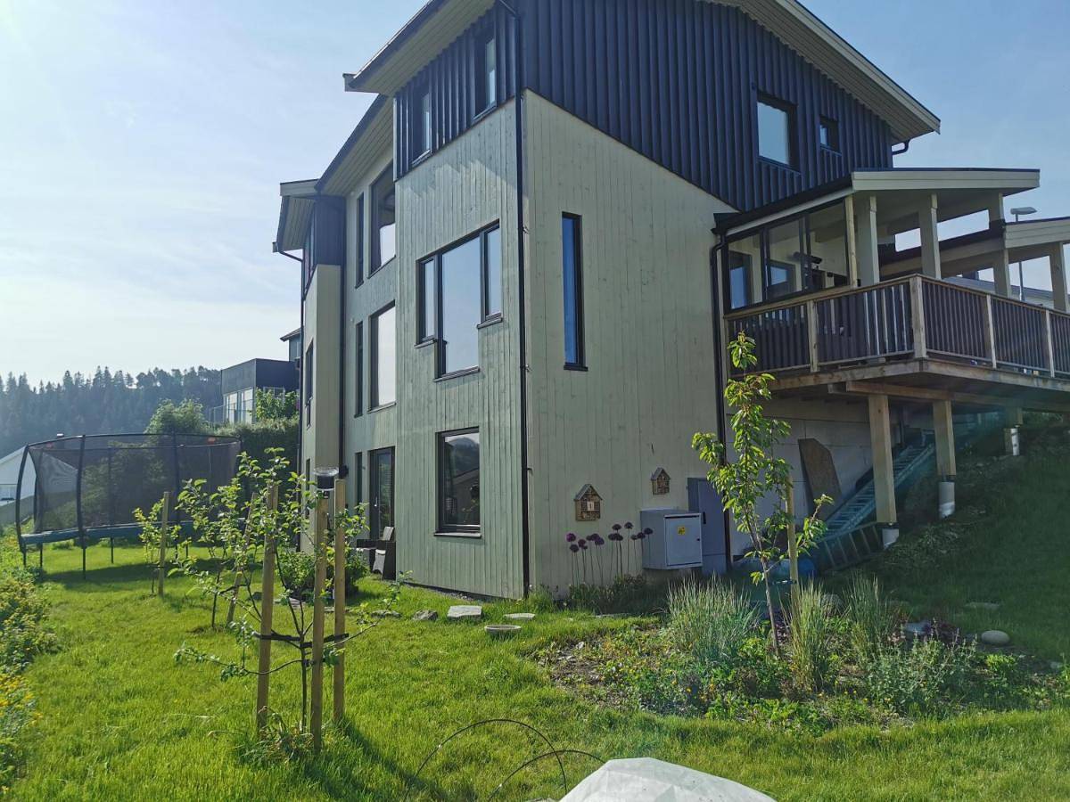 Entire apartment, New and fresh apartment, free parking and ocean view in Trondheim