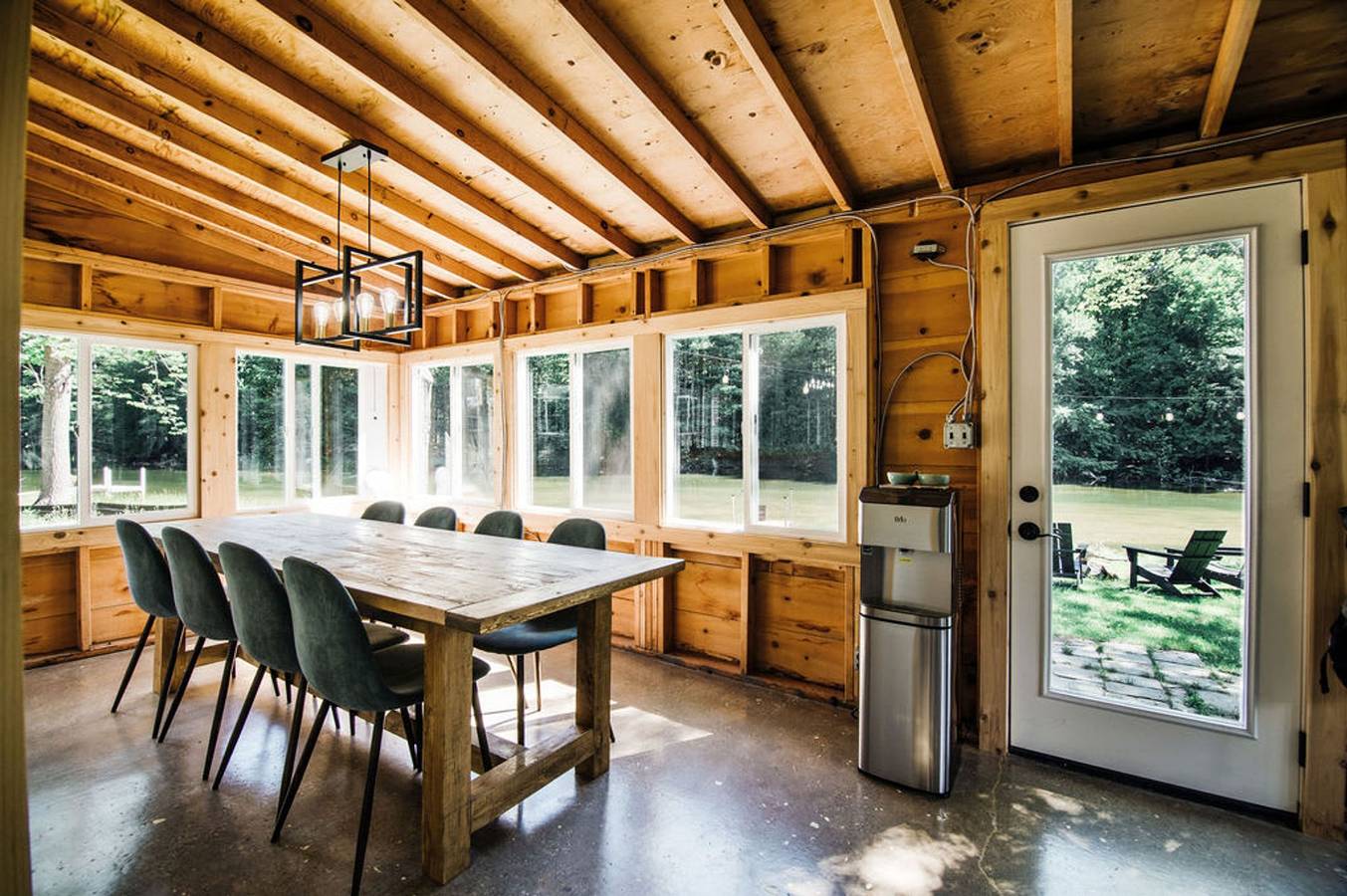 The Cottage   a Wanderlust Abodes property in Antrim County