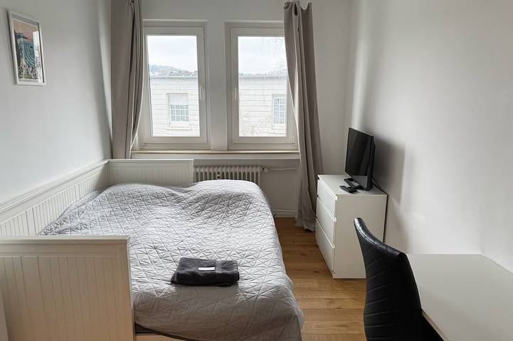 Ganze Wohnung, 3 Zimmer Wohnung mit Garten in Wuppertal, Bergisches Land