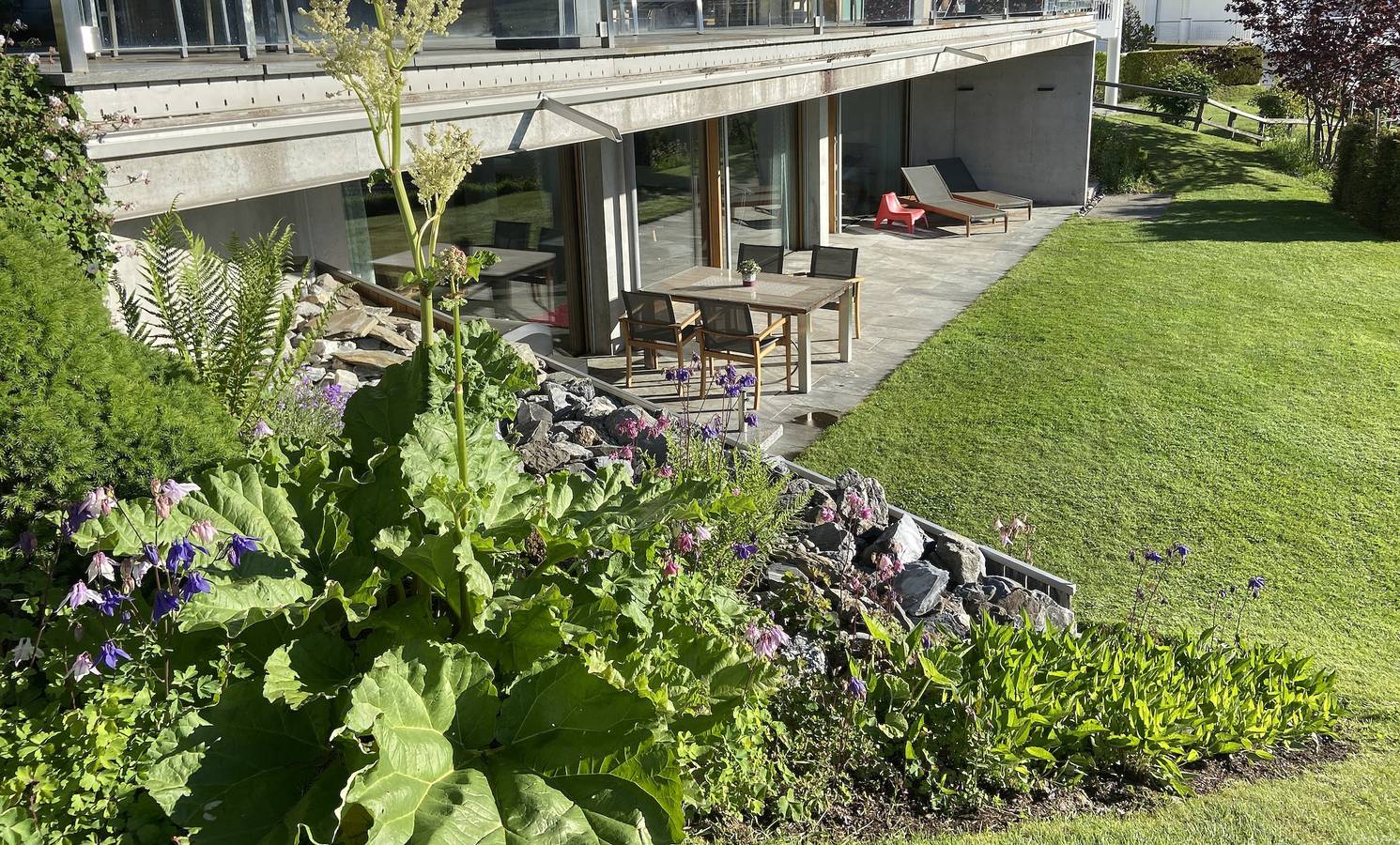 Ganze Ferienwohnung, Casa Admisa - 3.5 Ferienwohnung, 2 Duschen, 2 Wc, 85 m2, für max. 4 Erwachsene und 2 Kinder in Flims-Dorf, Flims