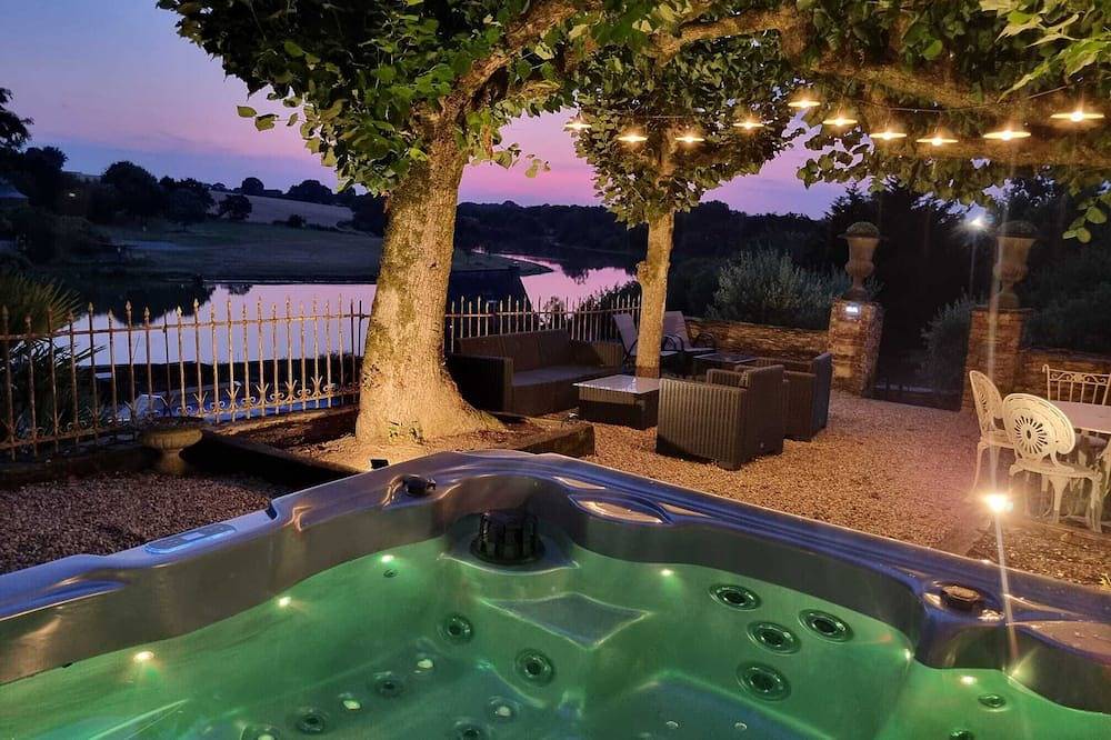 Ganze Wohnung, Escale Pro & Wellness Private Studio in Ombrée-d'Anjou, Segré und Umgebung