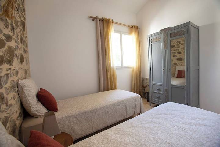 Gîte pour 6 personnes, avec Jardin à Cessenon-sur-Orb - 3