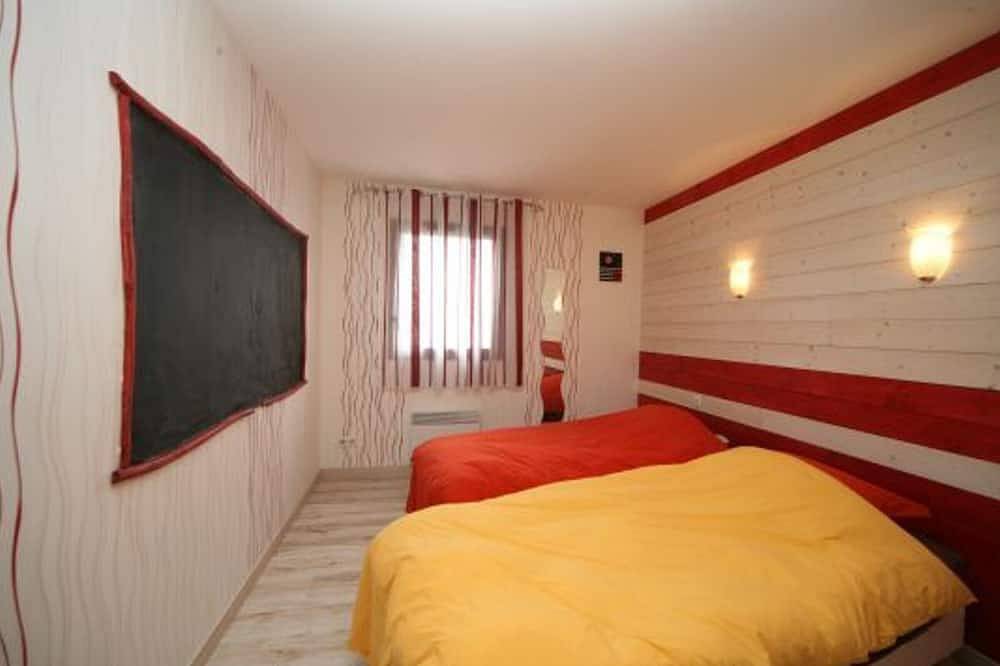 Renovated Vosges Farmhouse with Comfort & Nature for 7, Wifi, Pets Welcome in Vagney, Parc naturel régional des Ballons des Vosges