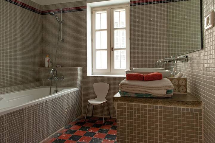 Location de vacances pour 8 personnes, avec balcon à Venasque - 2