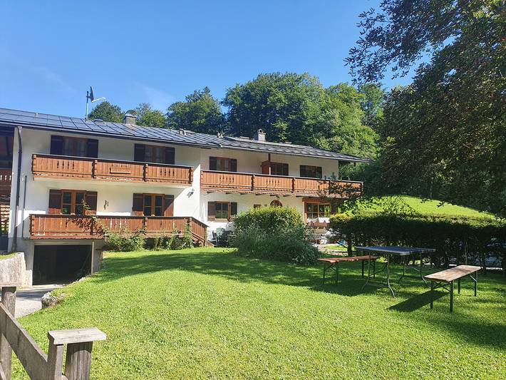 Ferienwohnung für 2 Personen, mit Balkon und Terrasse sowie Garten