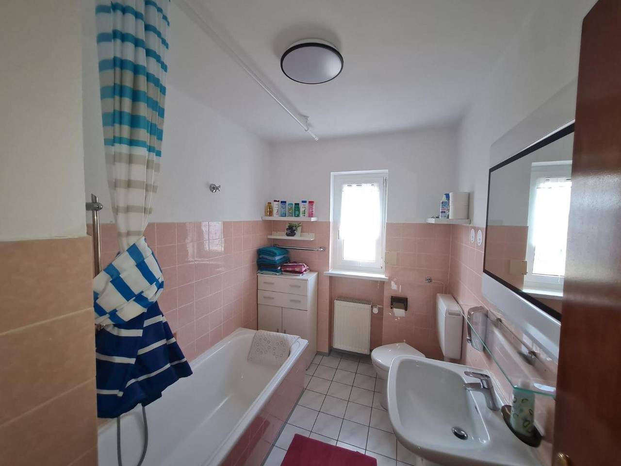 Ganze Wohnung, Ferienwohnung 'Fewo Arber bis 10 P, Bergblick' mit Bergblick, Balkon und Wlan in Frauenau, Ostbayern