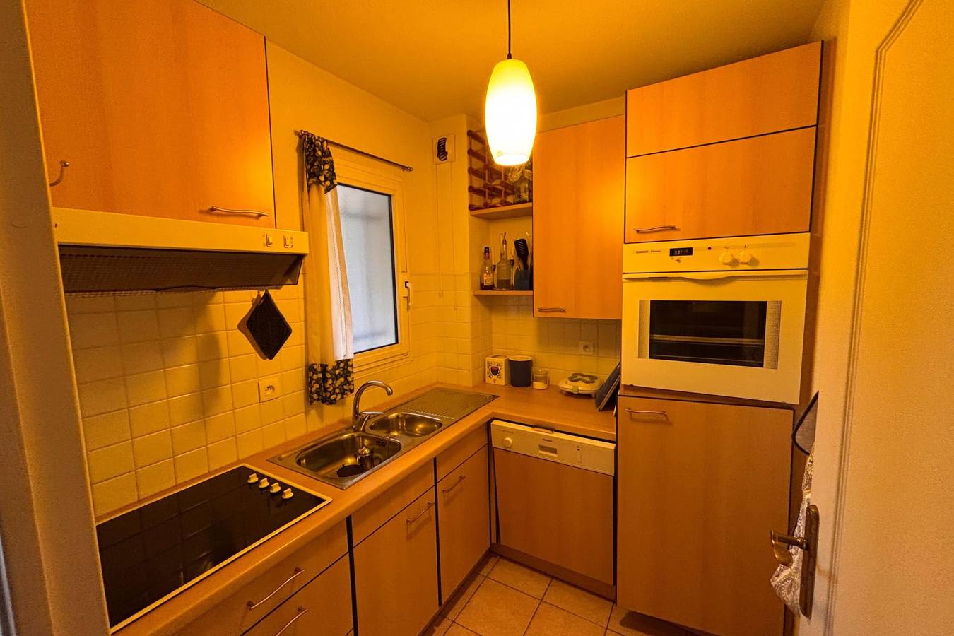 Appartement entier, Vue Mer Exceptionnelle et Plages à 30 Mètres in Saint-Raphaël, Massif de l'Esterel