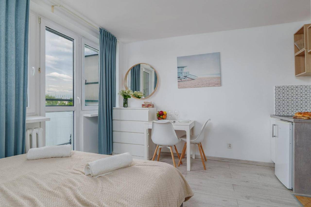 Entire apartment, Warsaw City Heart Luxury Apartment at the Metro in Mokotów, Warsaw