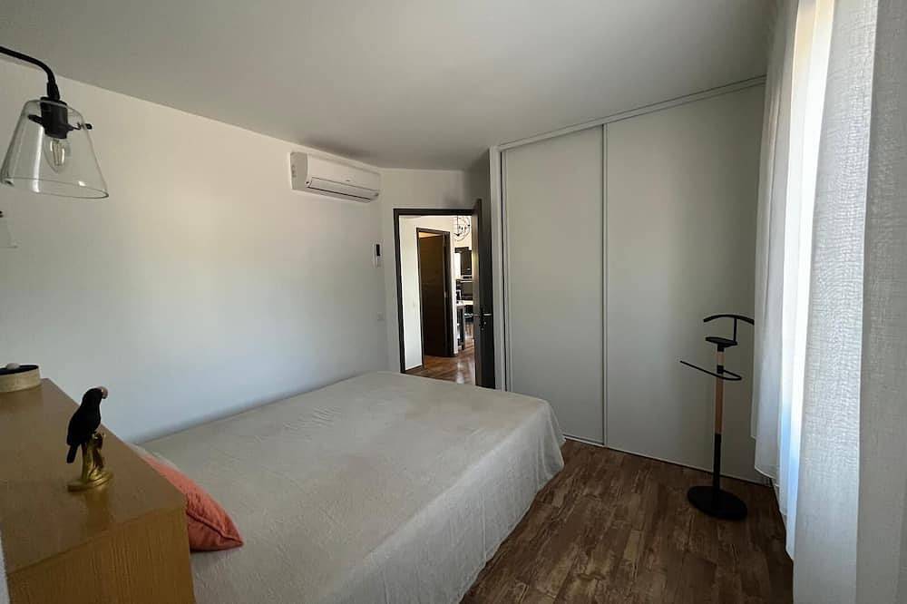 Contemporary Villa In Quiet Location - Swimming Pool in Sainte-Lucie de Porto-Vecchio, Zonza