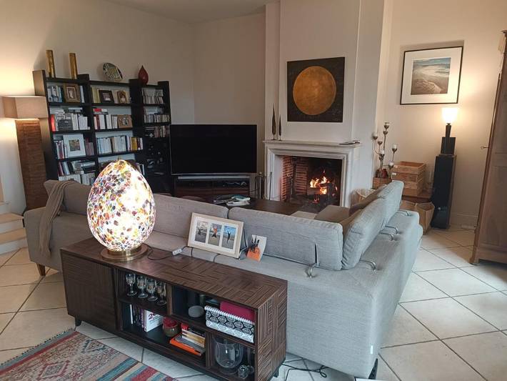 Location de vacances pour 10 personnes, avec vue ainsi que piscine et terrasse à Bassussarry - 3