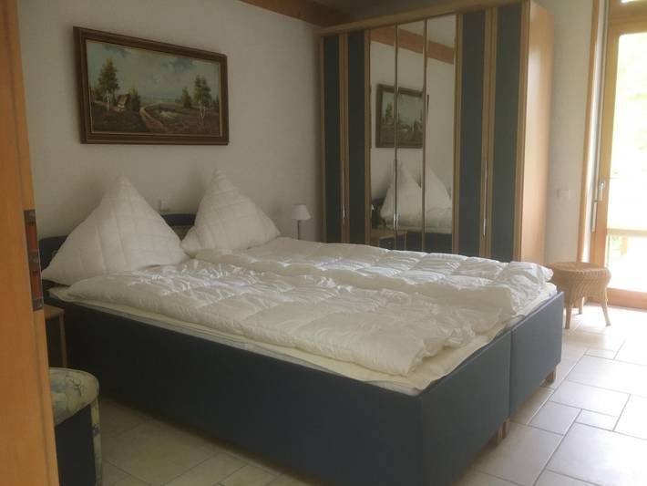 Ferienwohnung für 2 Personen, mit Terrasse und Garten in Schwerin - 4